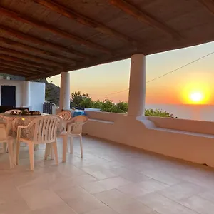 casa-vacanze-lino-e-iolanda.sicilyhotelsitaly.net/